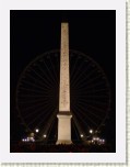 Paris-01 * L'oblisque de la Concorde,  la gloire de OuserMatR, Setepenr, alias Ramses II, devant la roue de R renouvele... * 384 x 512 * (44KB)